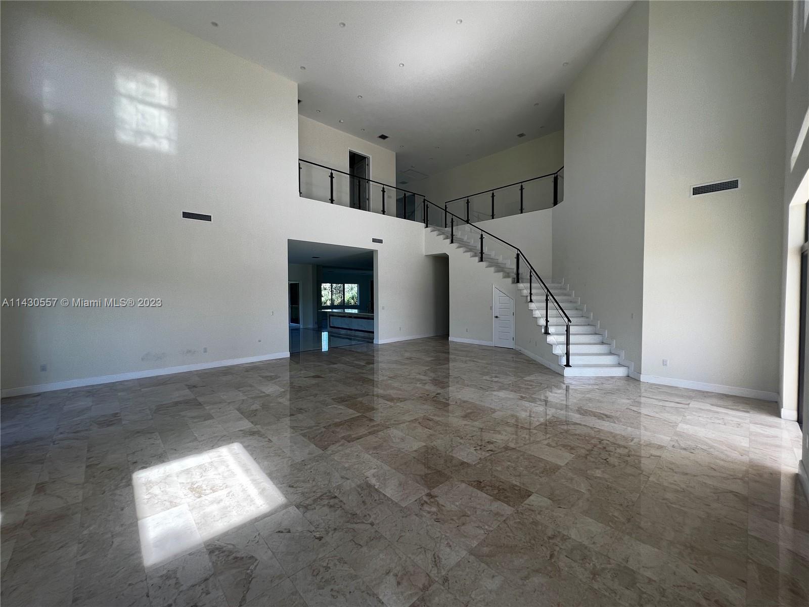 DAVIE GARDEN ESTATES - Residential Lease