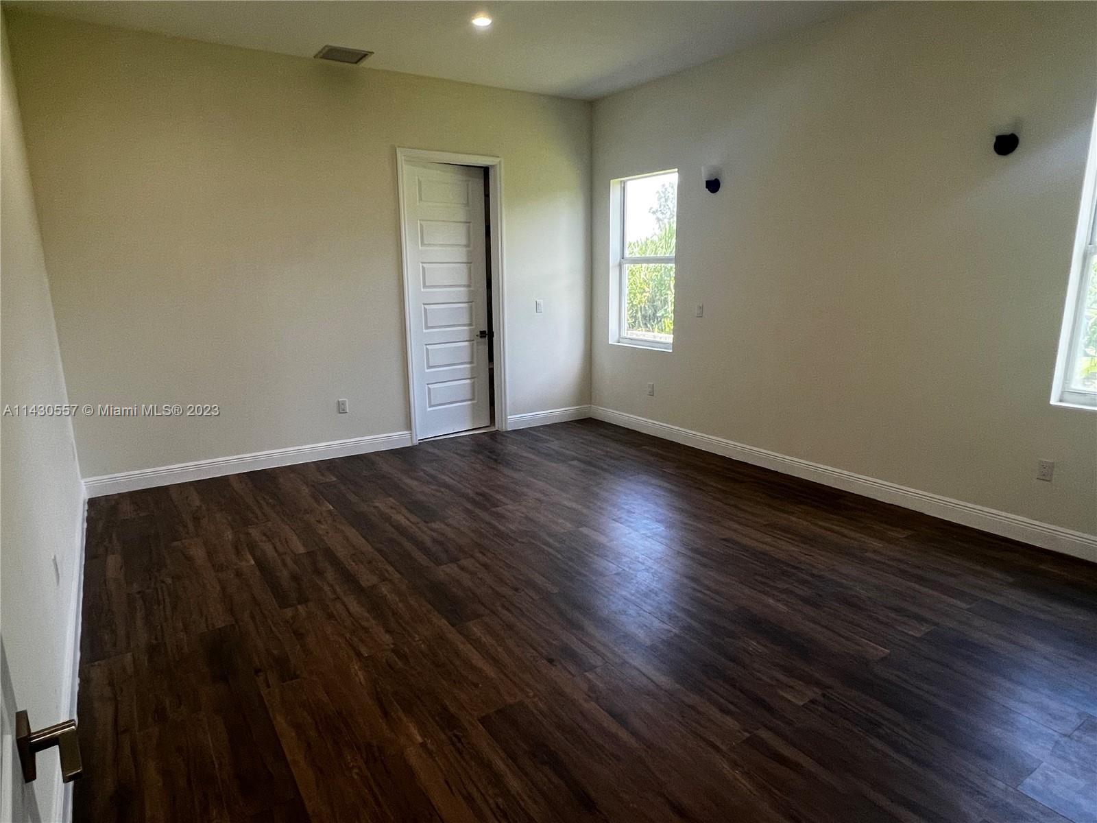 DAVIE GARDEN ESTATES - Residential Lease