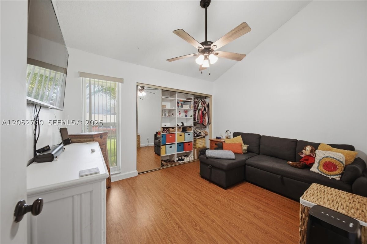 TURTLE BAY - Residential