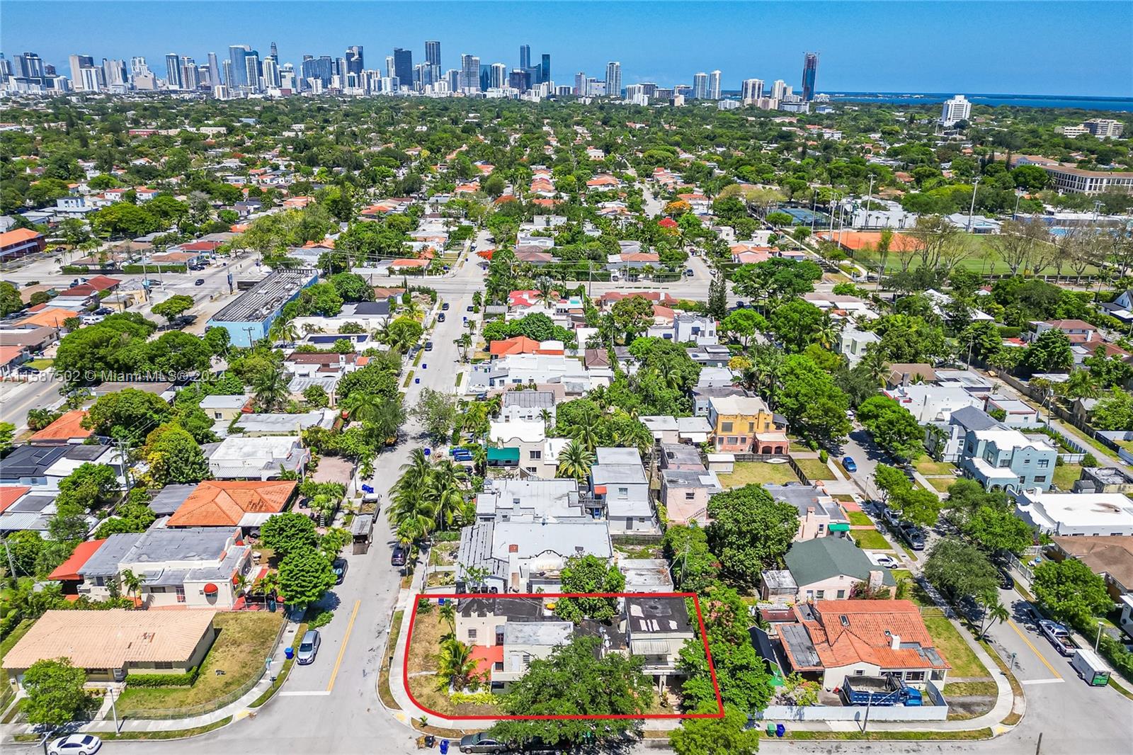 VEDADO - Residential Income