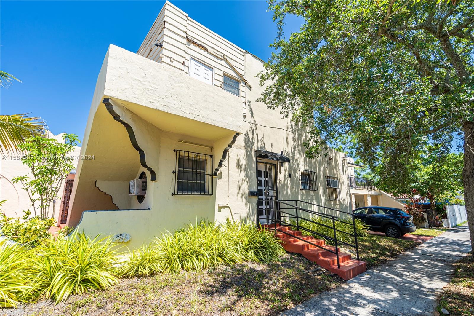VEDADO - Residential Income
