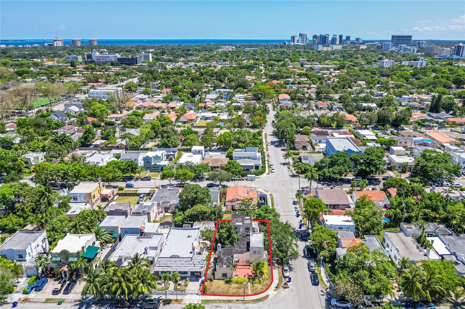 VEDADO - Residential Income