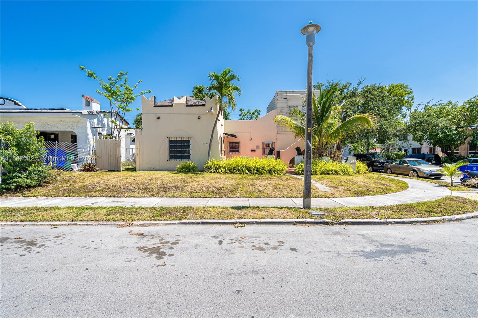 VEDADO - Residential Income
