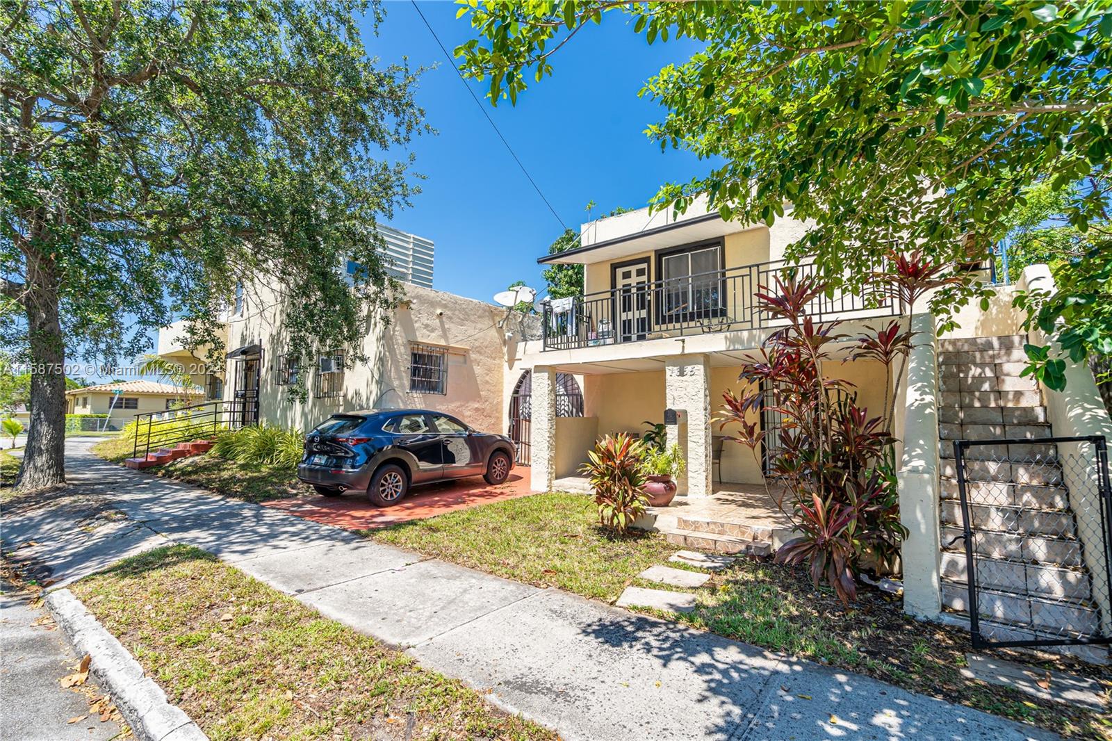 VEDADO - Residential Income