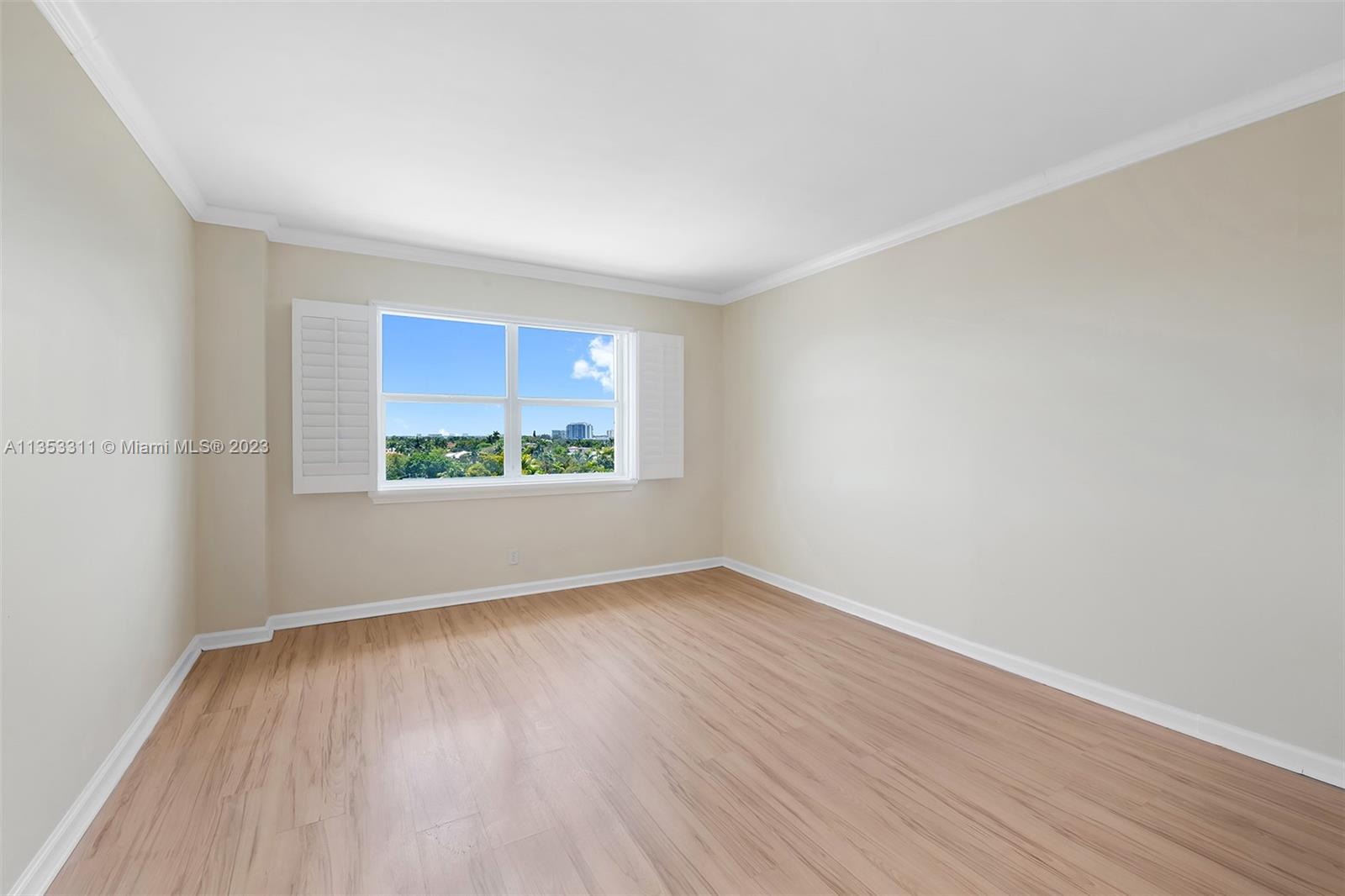 MIDDLE RIVER TOWER CONDO - Residential