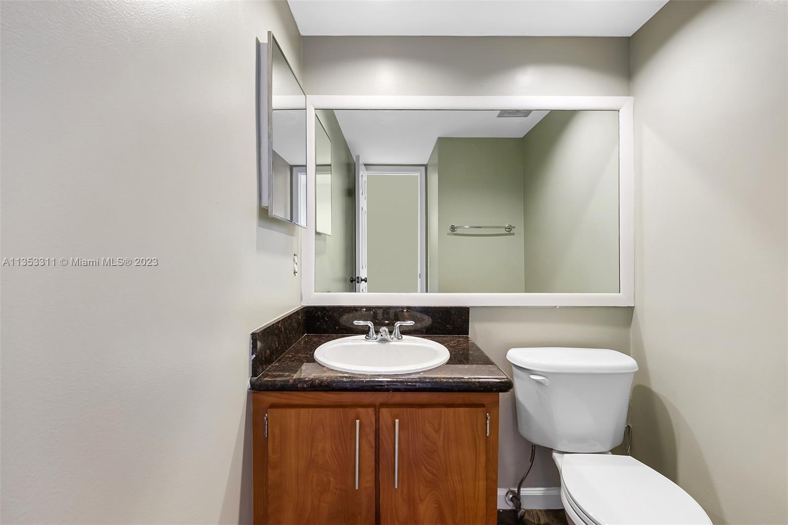 MIDDLE RIVER TOWER CONDO - Residential