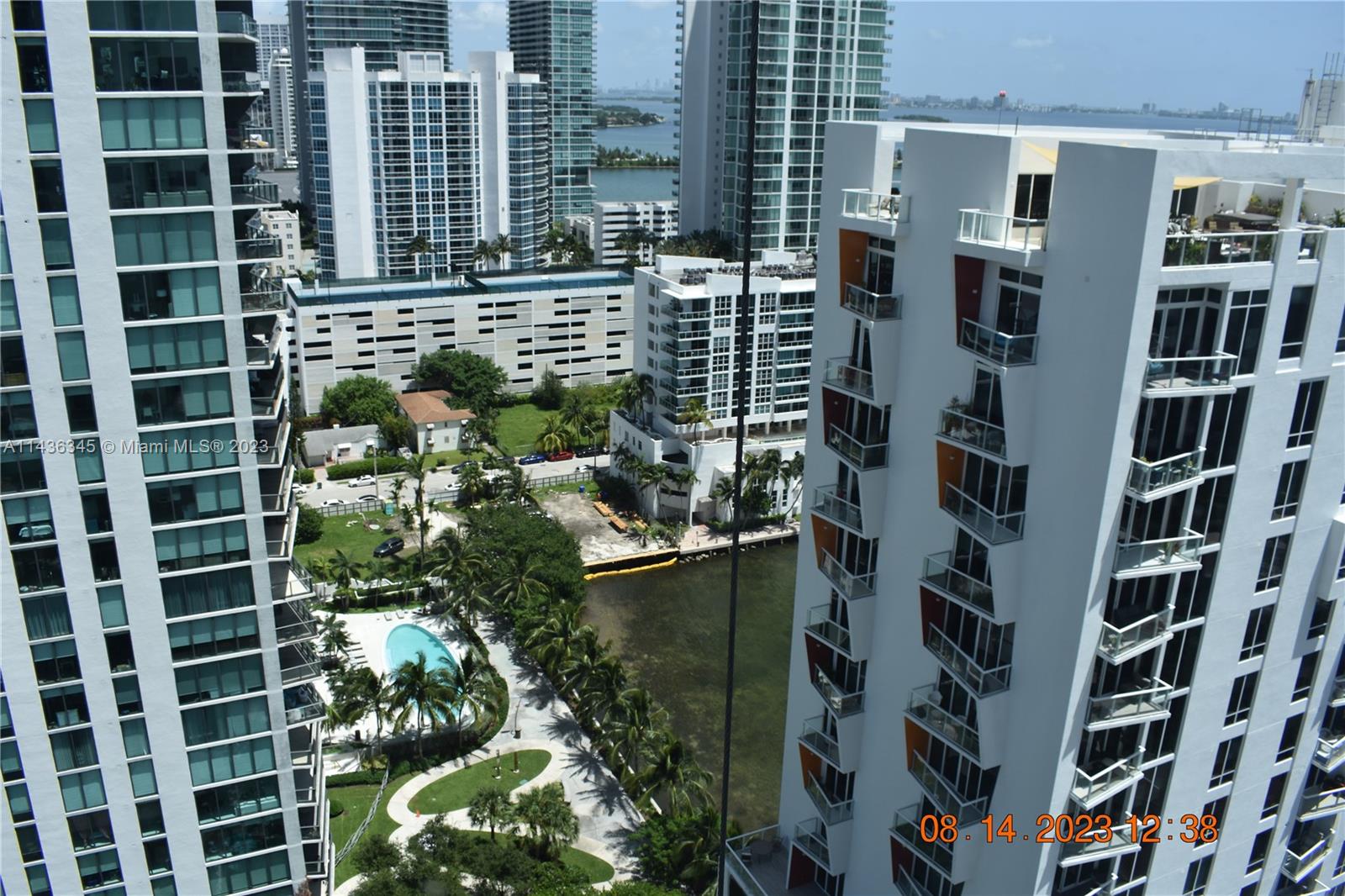 BAY HOUSE MIAMI CONDO - Residential