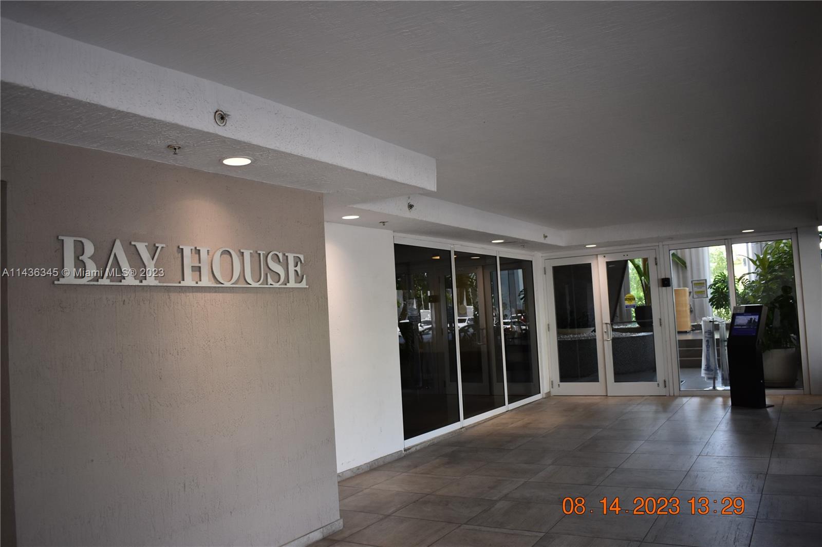 BAY HOUSE MIAMI CONDO - Residential
