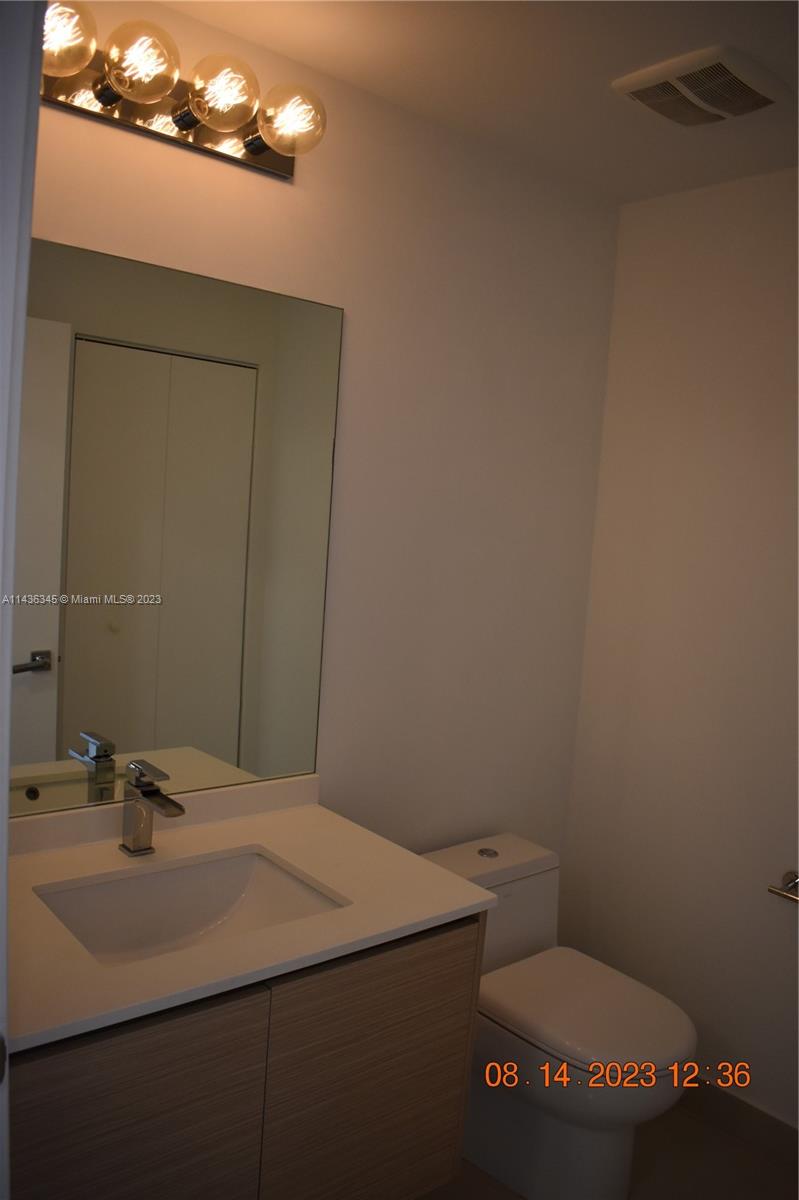 BAY HOUSE MIAMI CONDO - Residential