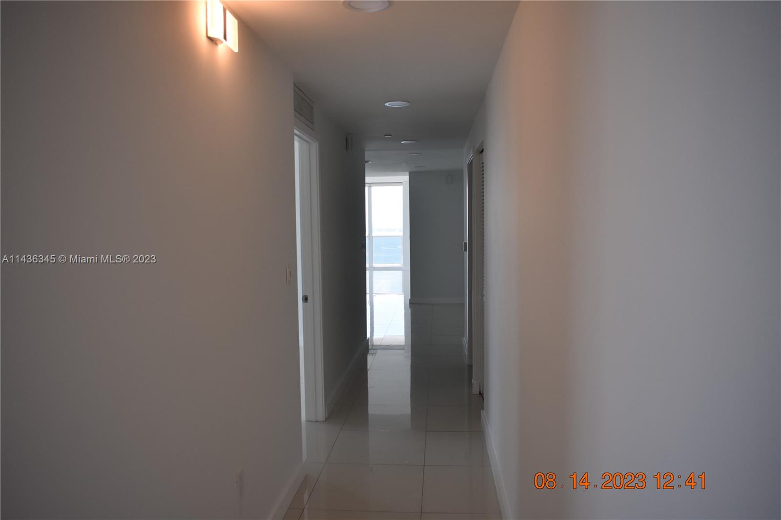 BAY HOUSE MIAMI CONDO - Residential
