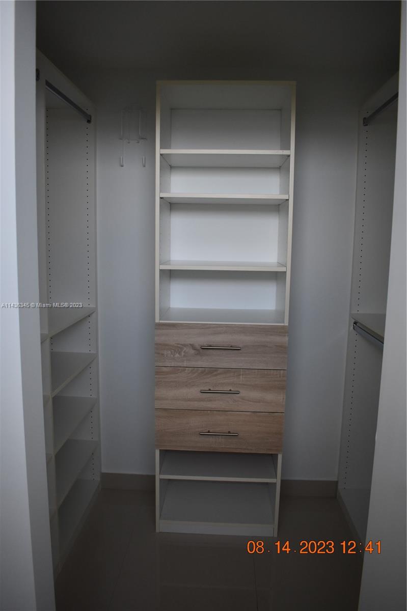 BAY HOUSE MIAMI CONDO - Residential