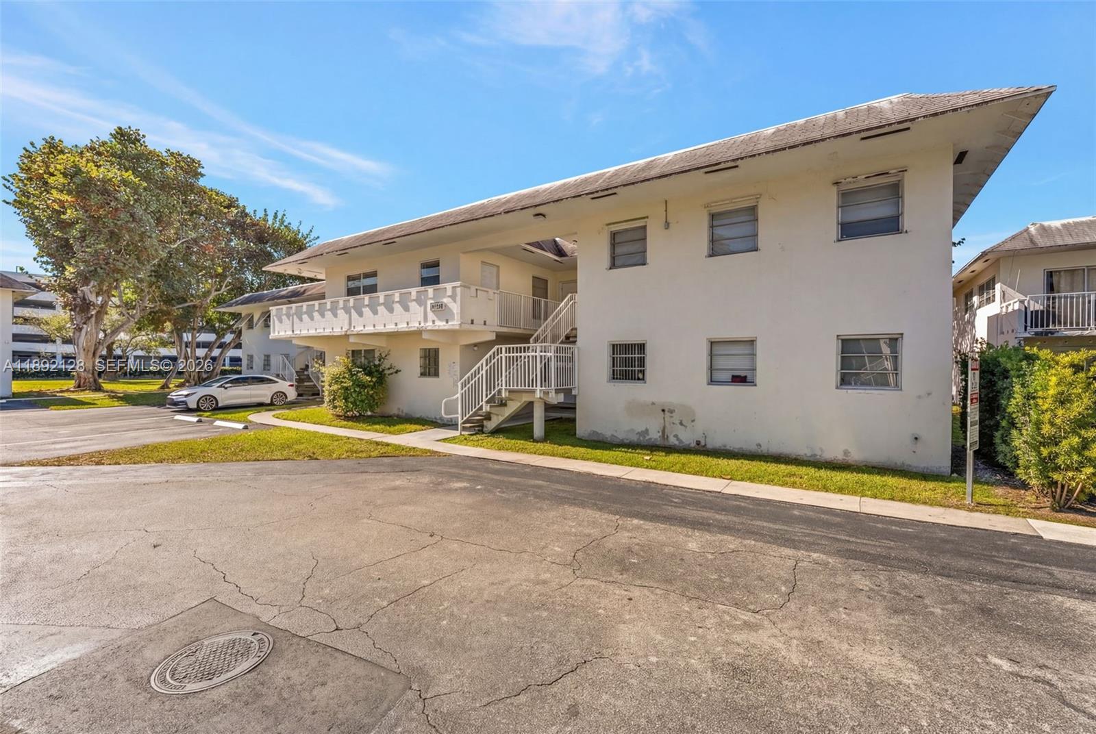 VILLAGE AT DADELAND CONDO - Residential