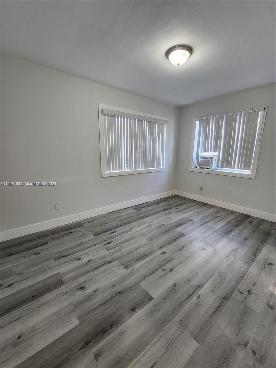HOLLYWOOD TERRACE - Residential Lease
