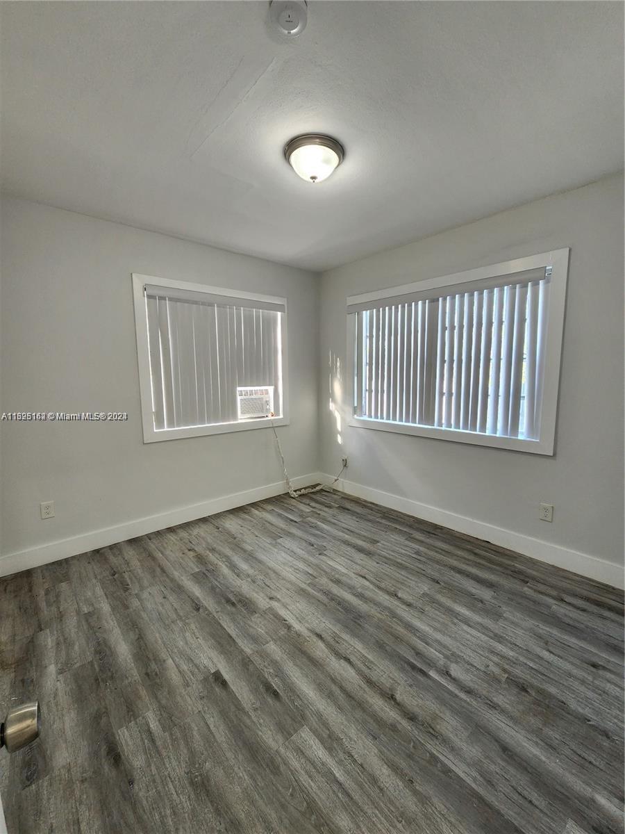 HOLLYWOOD TERRACE - Residential Lease