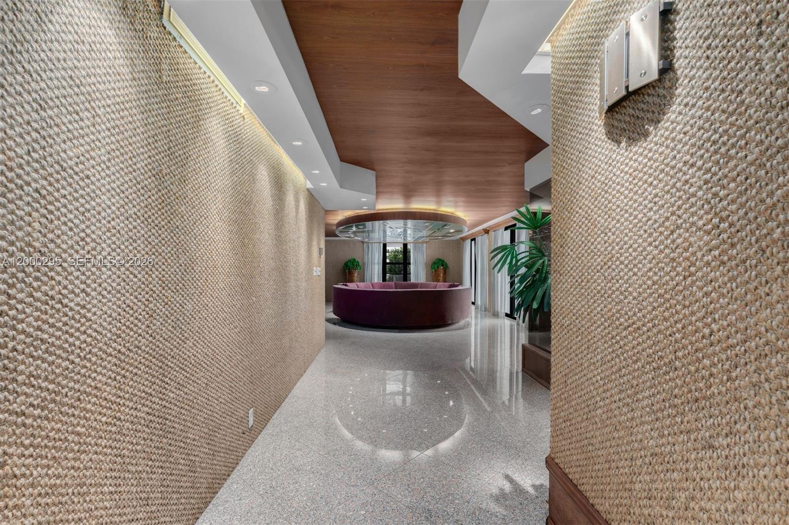 TOWERHOUSE CONDO - Residential