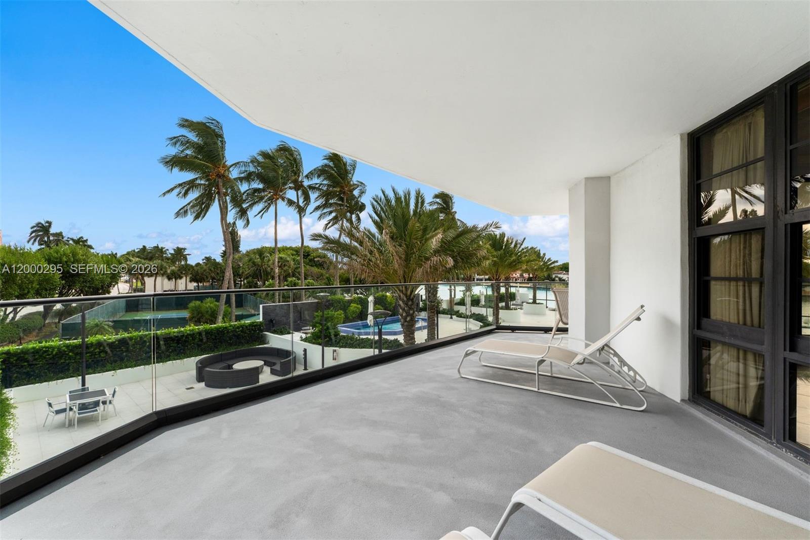 TOWERHOUSE CONDO - Residential