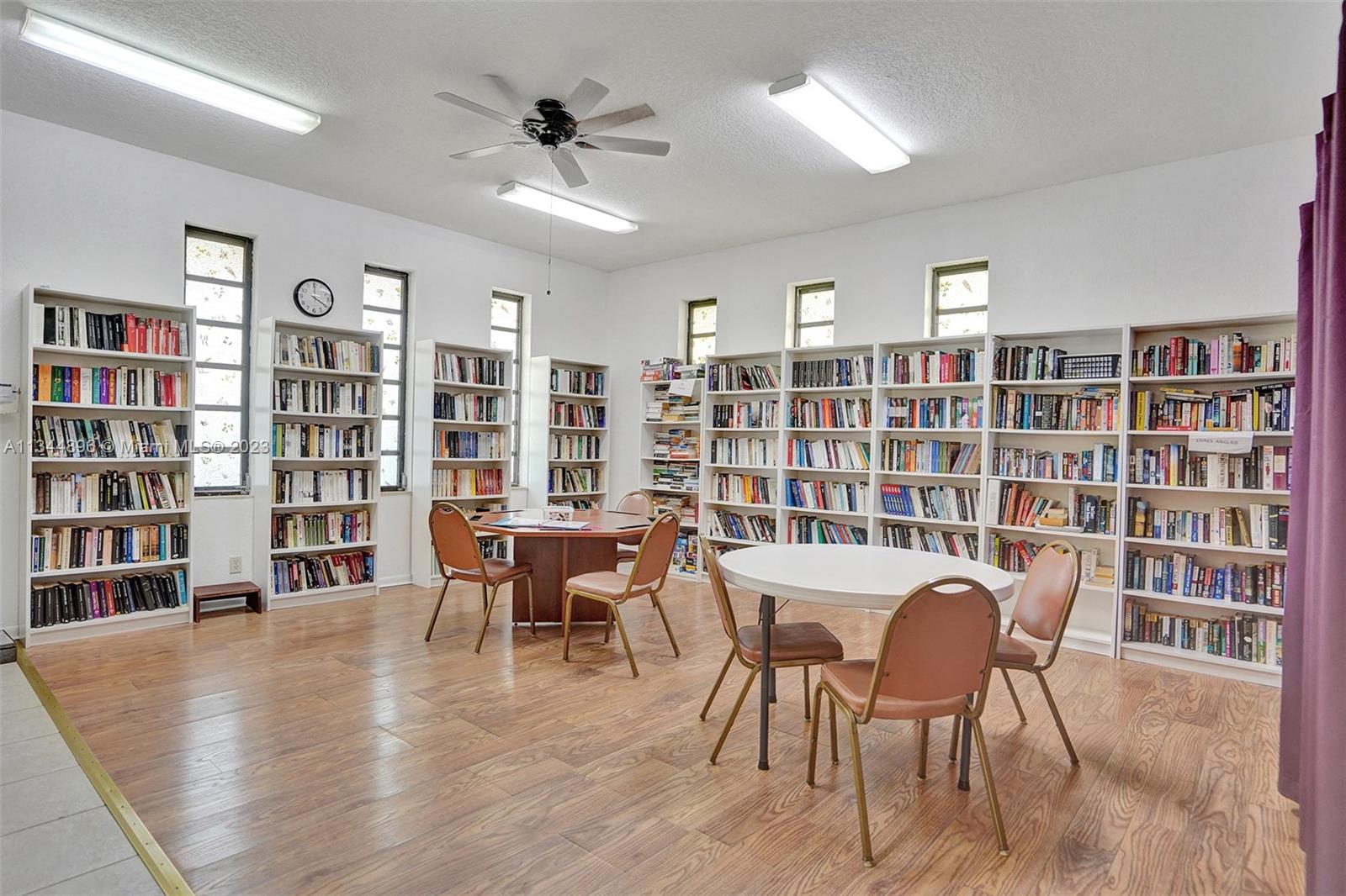 KARISA GARDENS CONDO - Residential