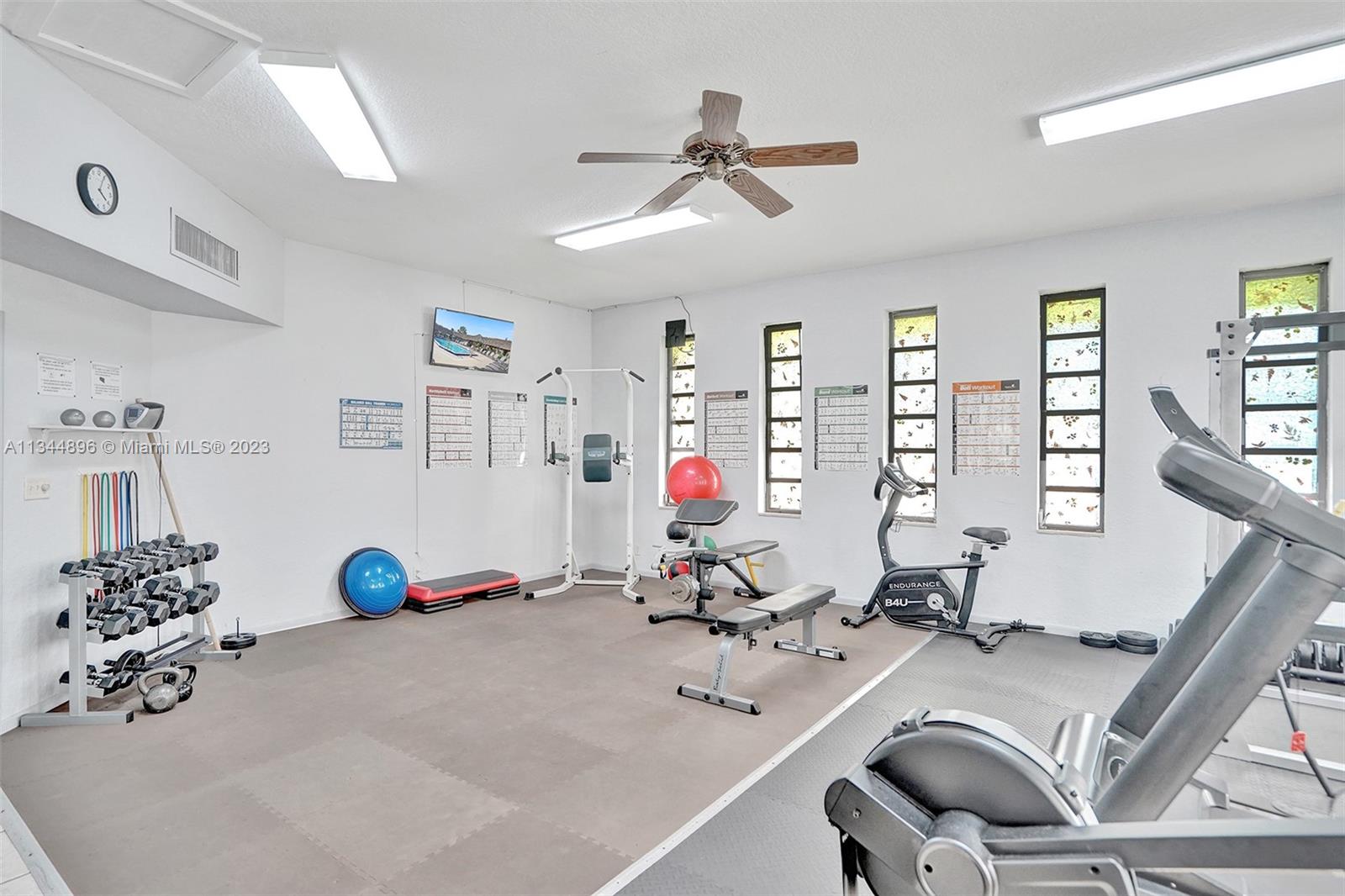 KARISA GARDENS CONDO - Residential