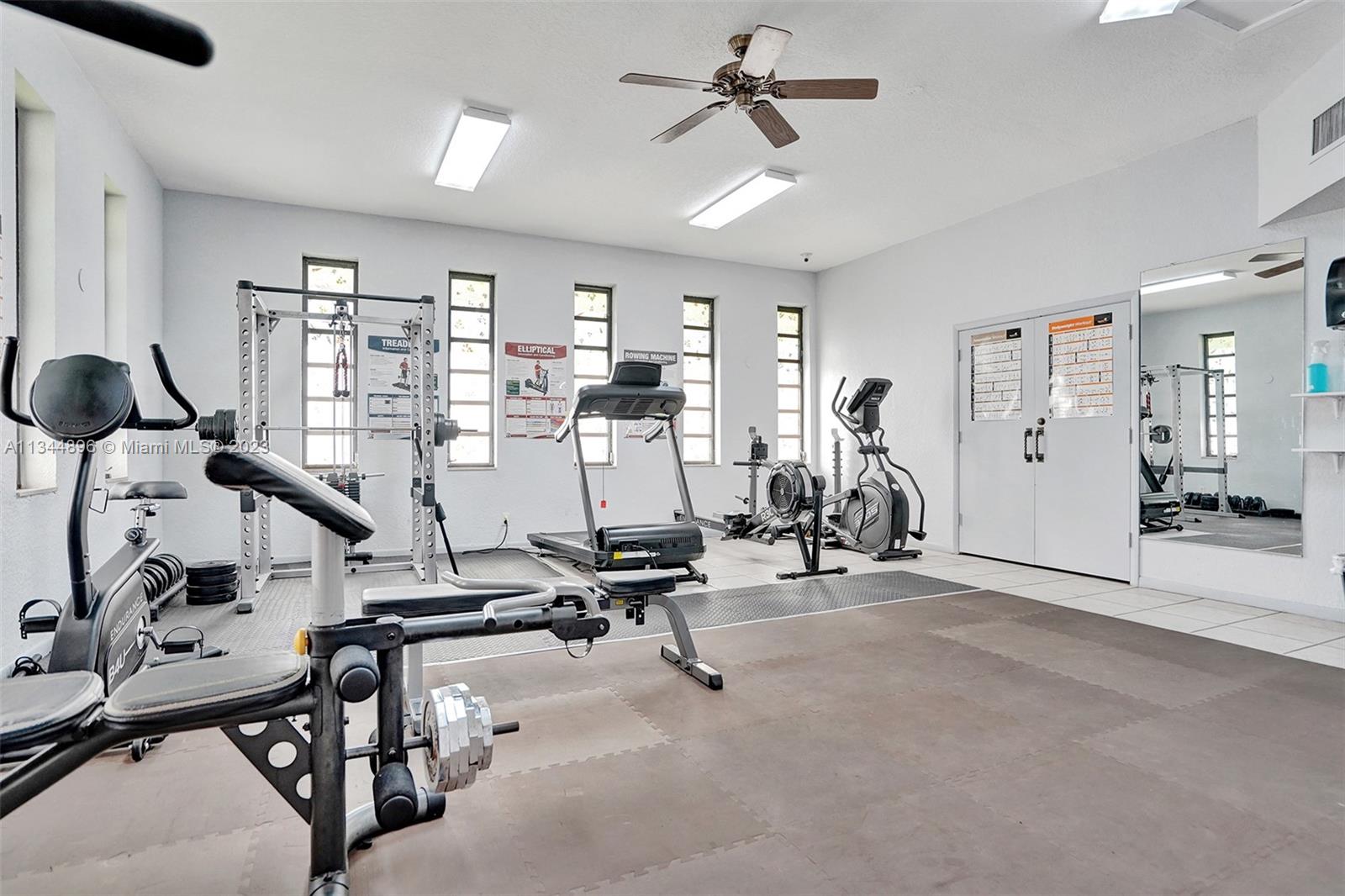 KARISA GARDENS CONDO - Residential