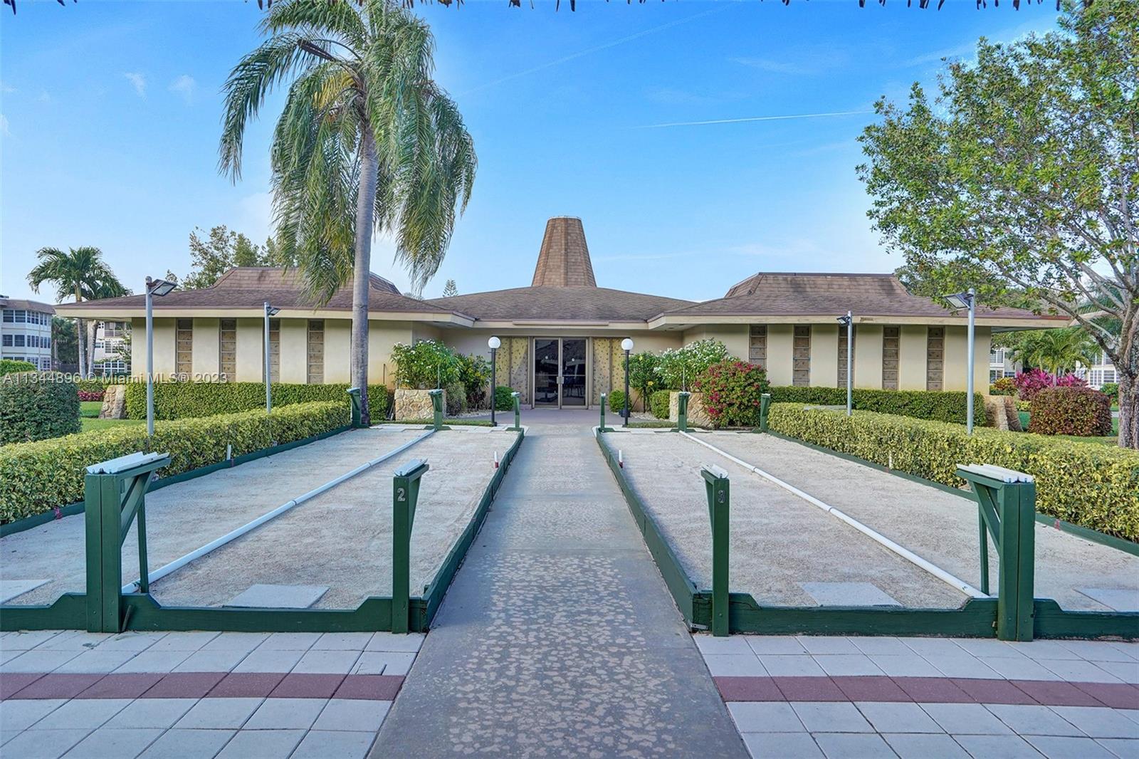 KARISA GARDENS CONDO - Residential