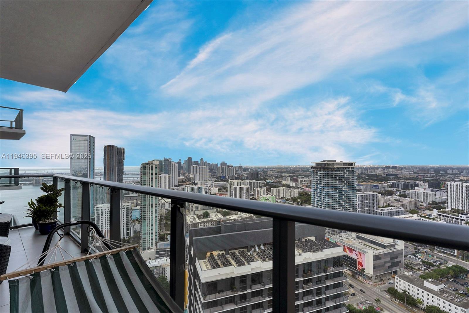 Paraiso Bayviews - Residential