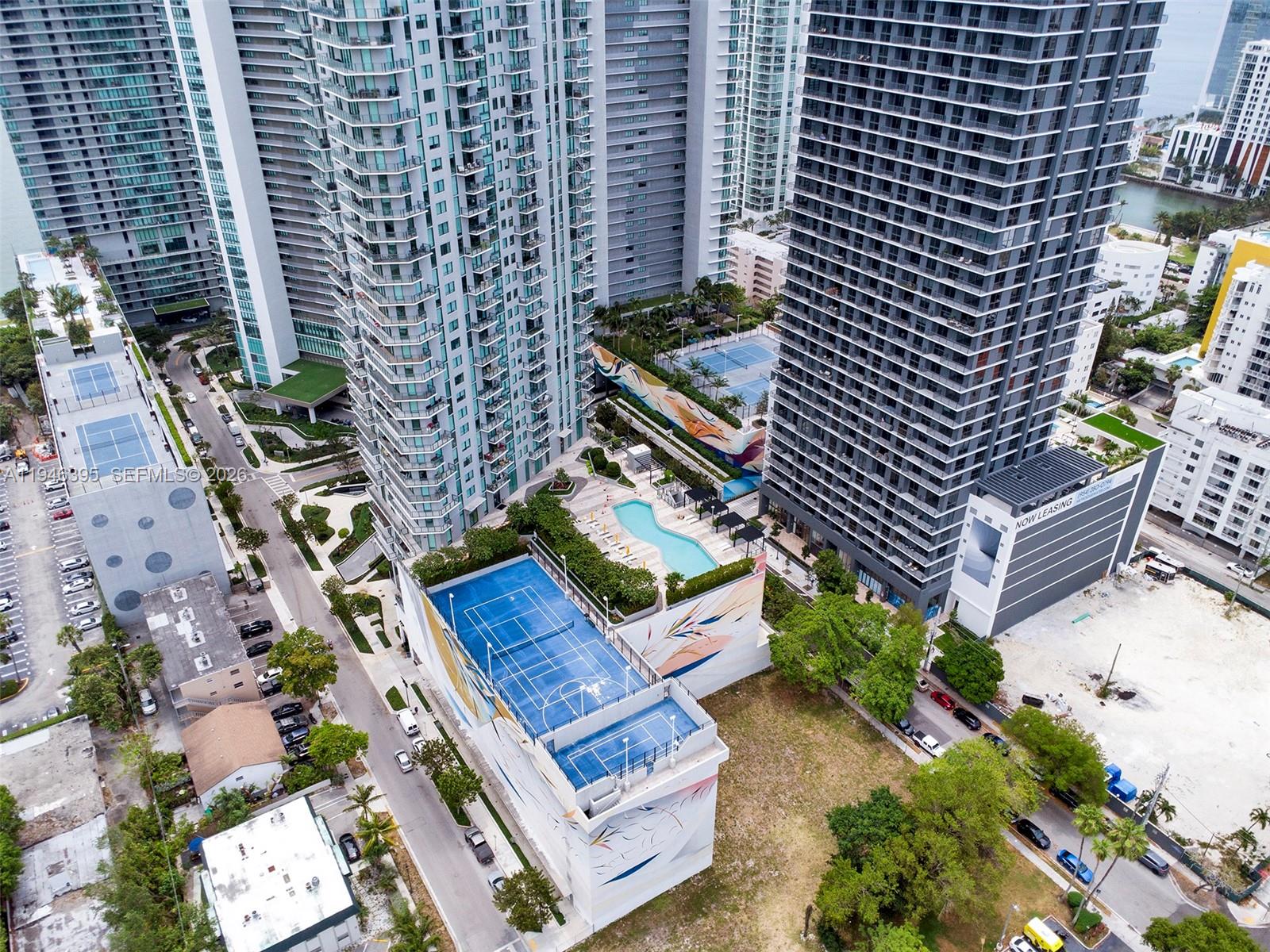 Paraiso Bayviews - Residential