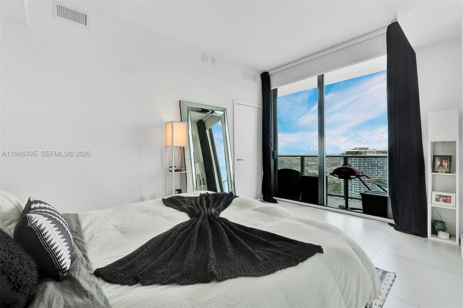 Paraiso Bayviews - Residential