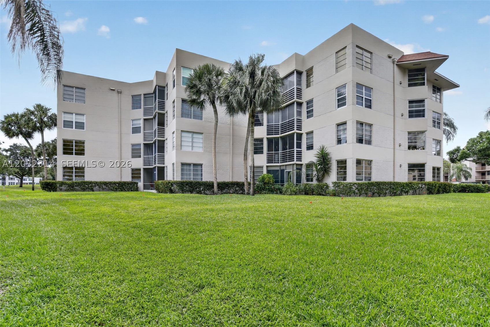 SABAL PALM - Residential