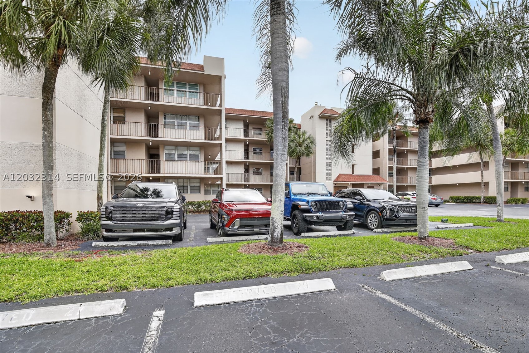 SABAL PALM - Residential