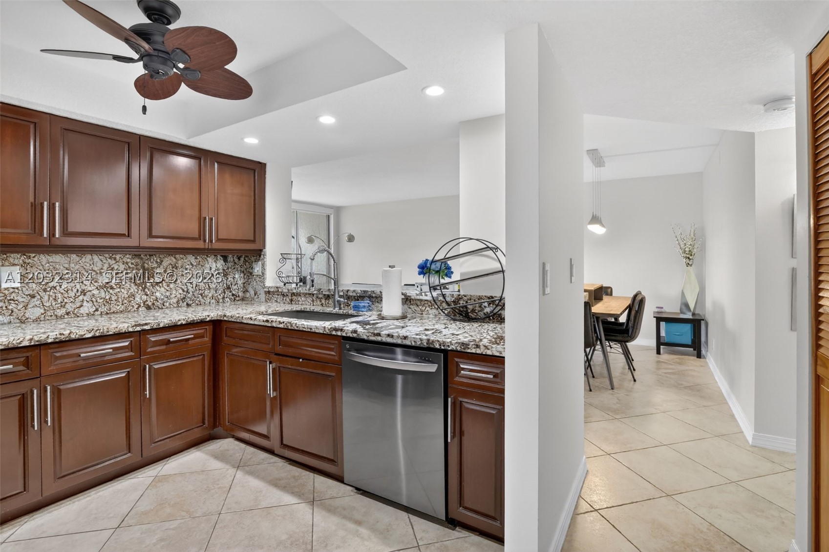 SABAL PALM - Residential