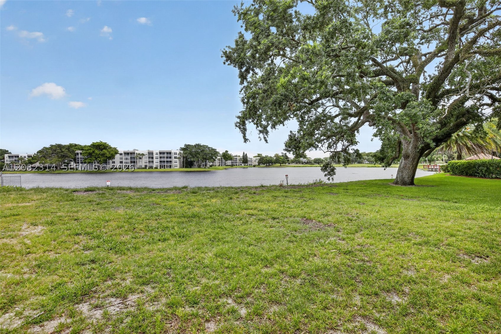 SABAL PALM - Residential