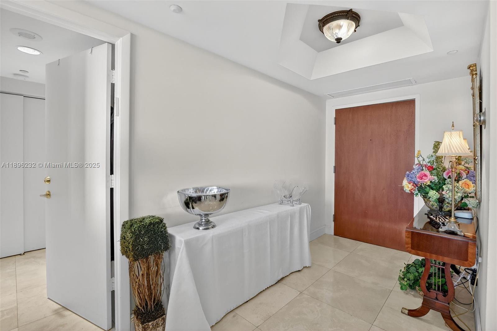 7000 ISL BLVD WILLIAMS IS - Residential