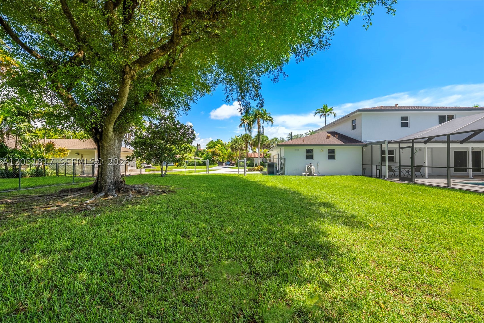 PINEWOOD ESTATES SECOND A - Residential