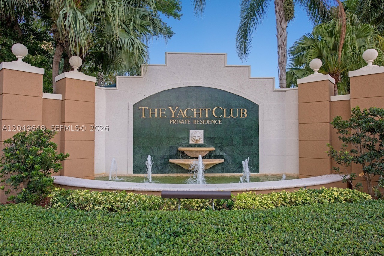 THE YACHT CLUB AT AVENTUR - Residential
