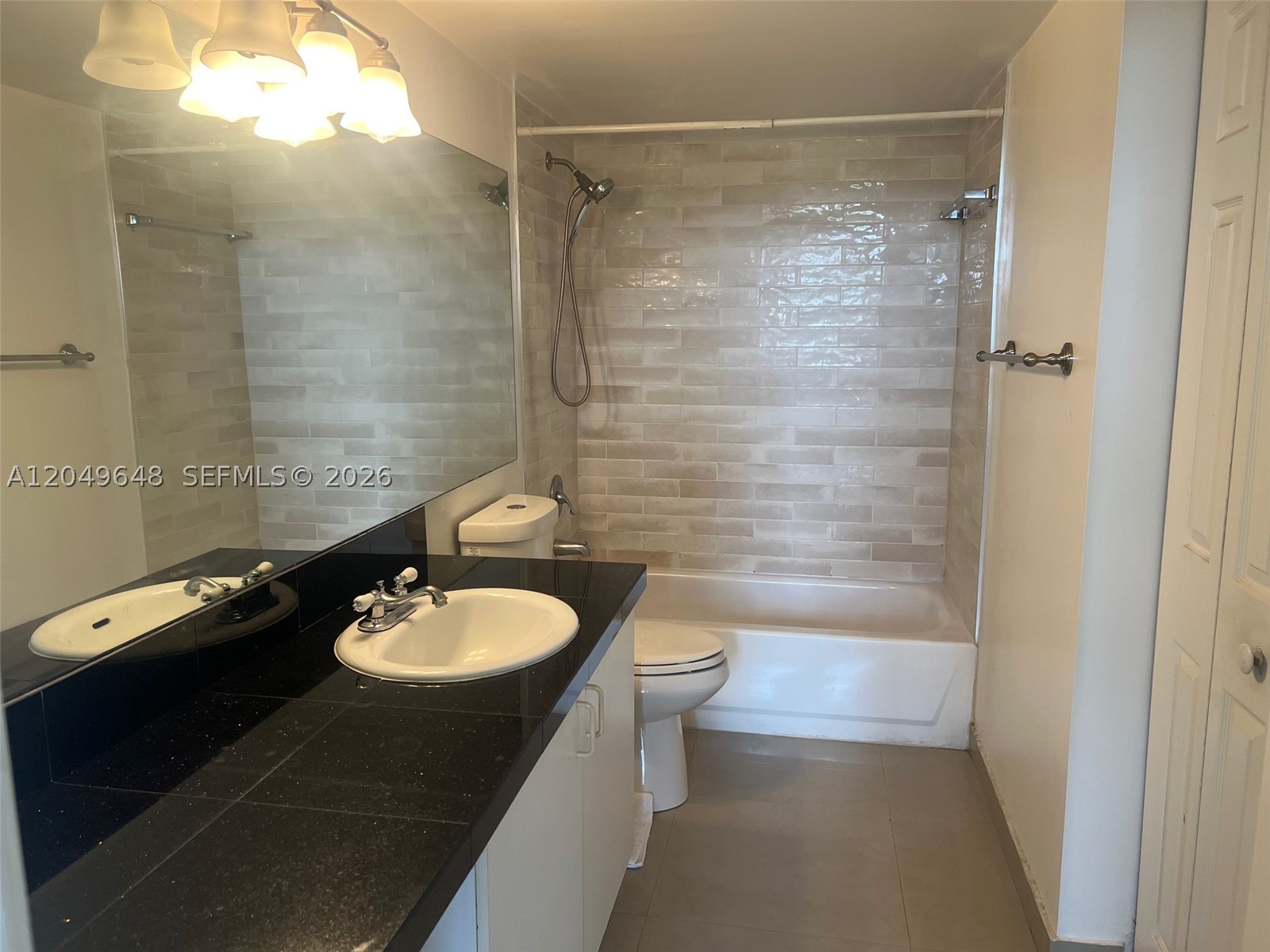 THE YACHT CLUB AT AVENTUR - Residential