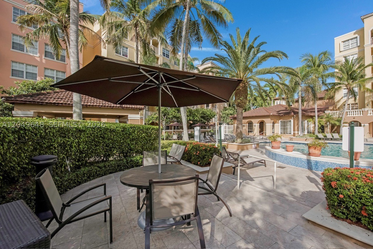 THE YACHT CLUB AT AVENTUR - Residential