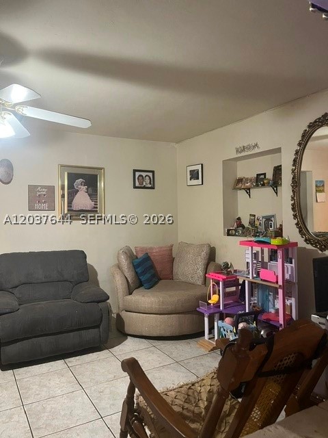 PINE TREE PARK - Residential