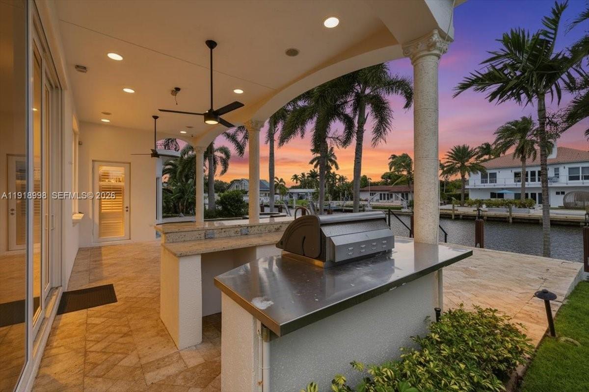 HARBOR VILLAGE - Residential