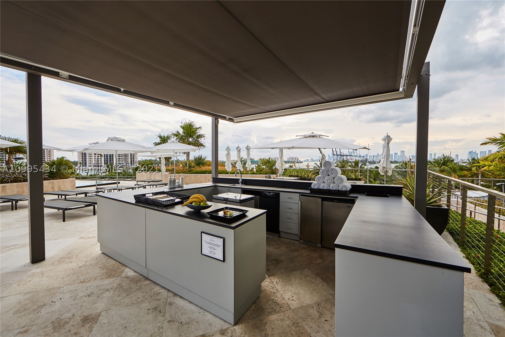 APOGEE CONDO - Residential