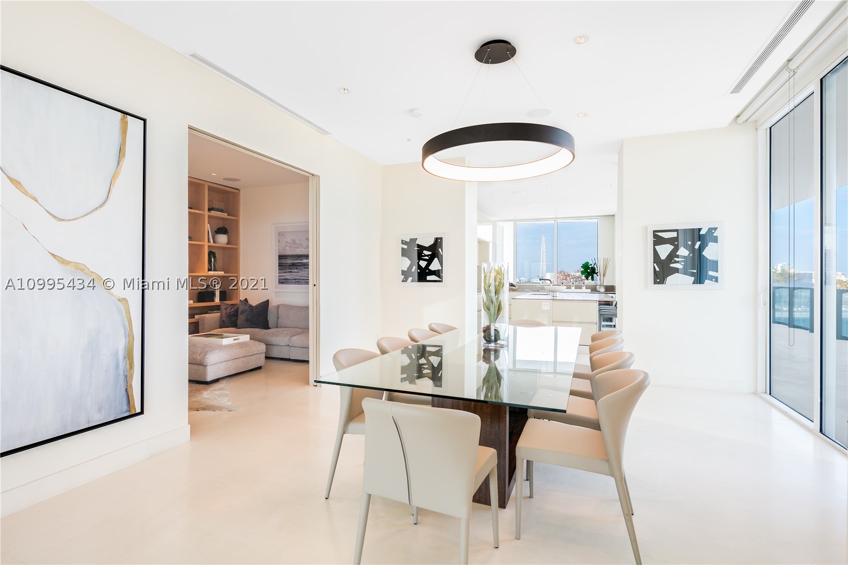 APOGEE CONDO - Residential