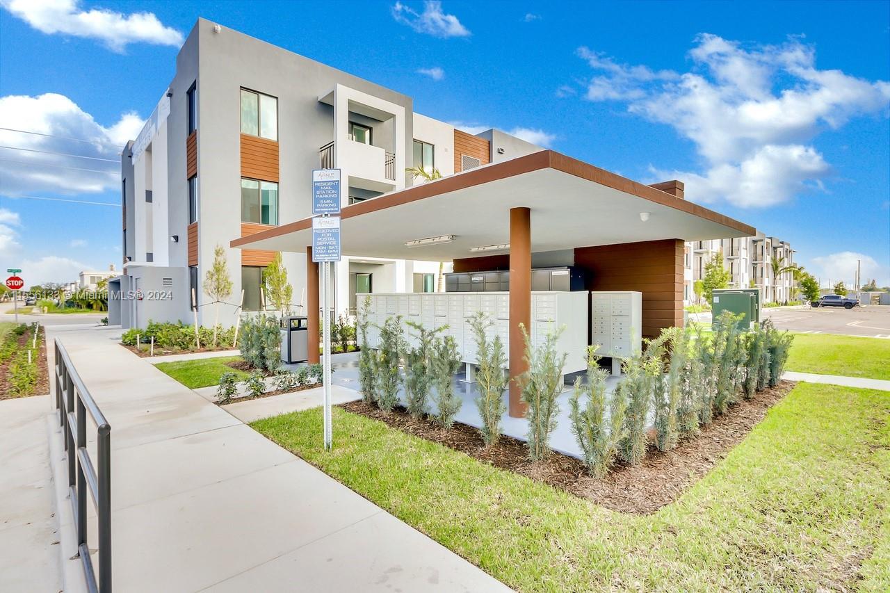 The Avenue at Naranja - Residential Lease