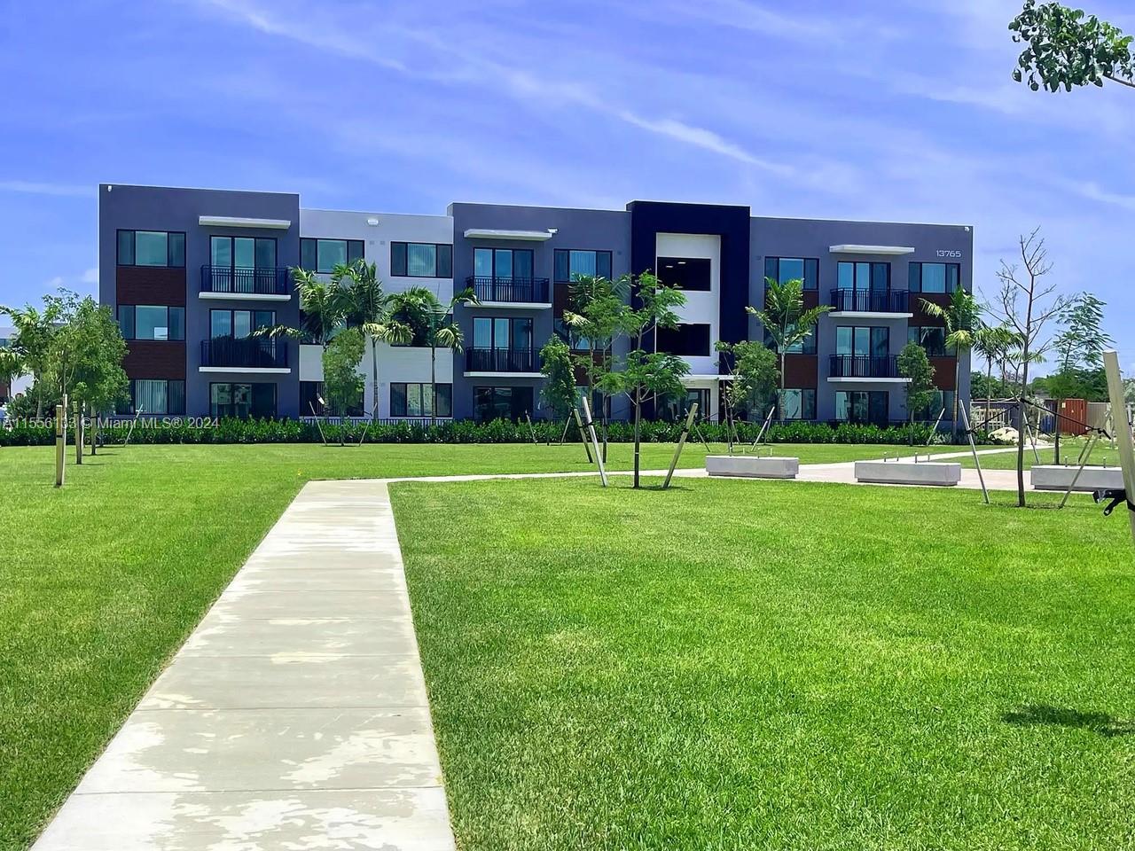 The Avenue at Naranja - Residential Lease