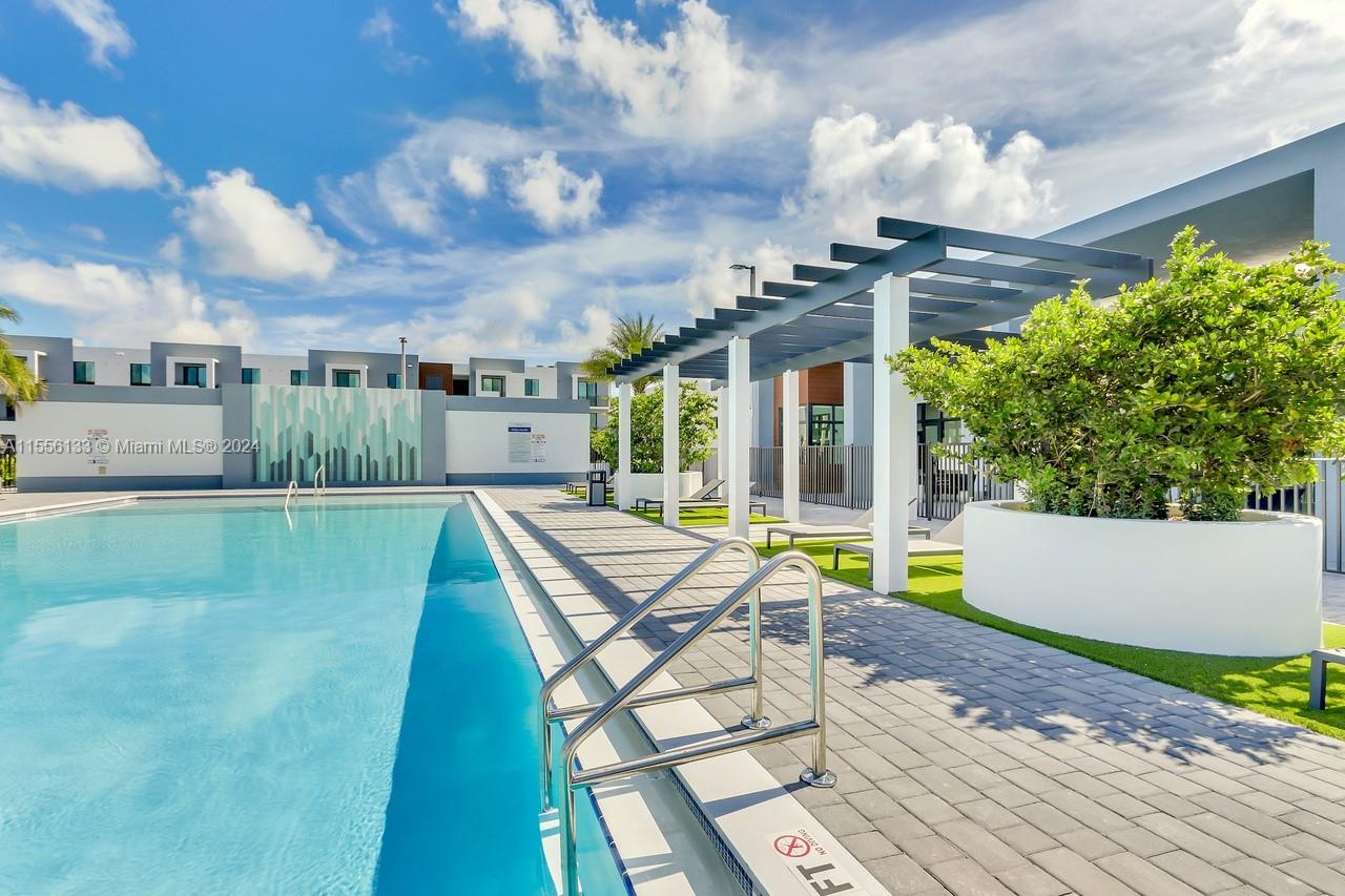 The Avenue at Naranja - Residential Lease