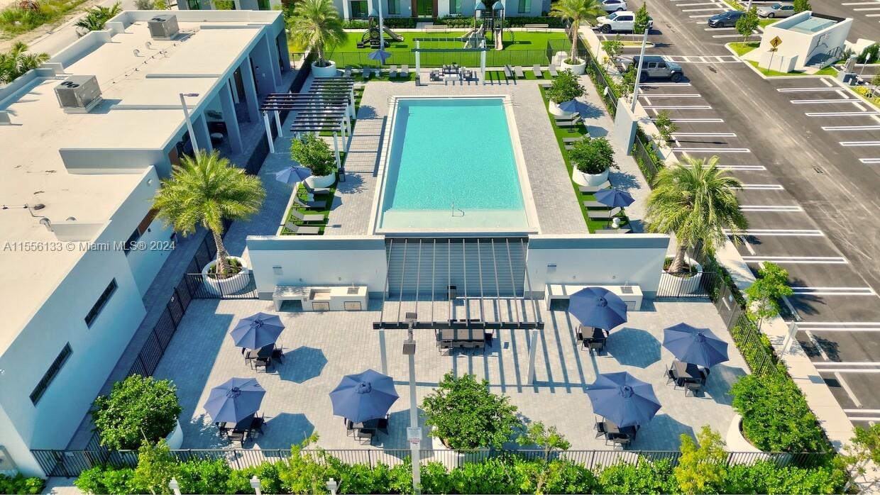 The Avenue at Naranja - Residential Lease