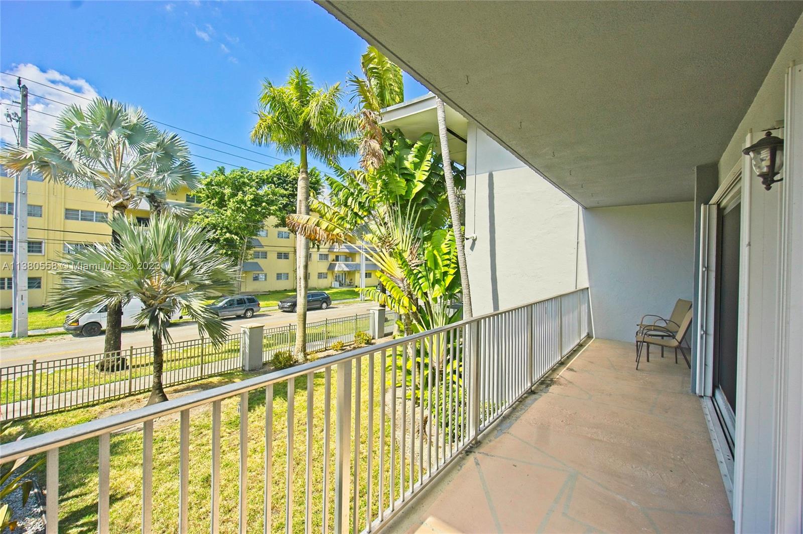 SILVER PALMS AT DADELAND - Residential