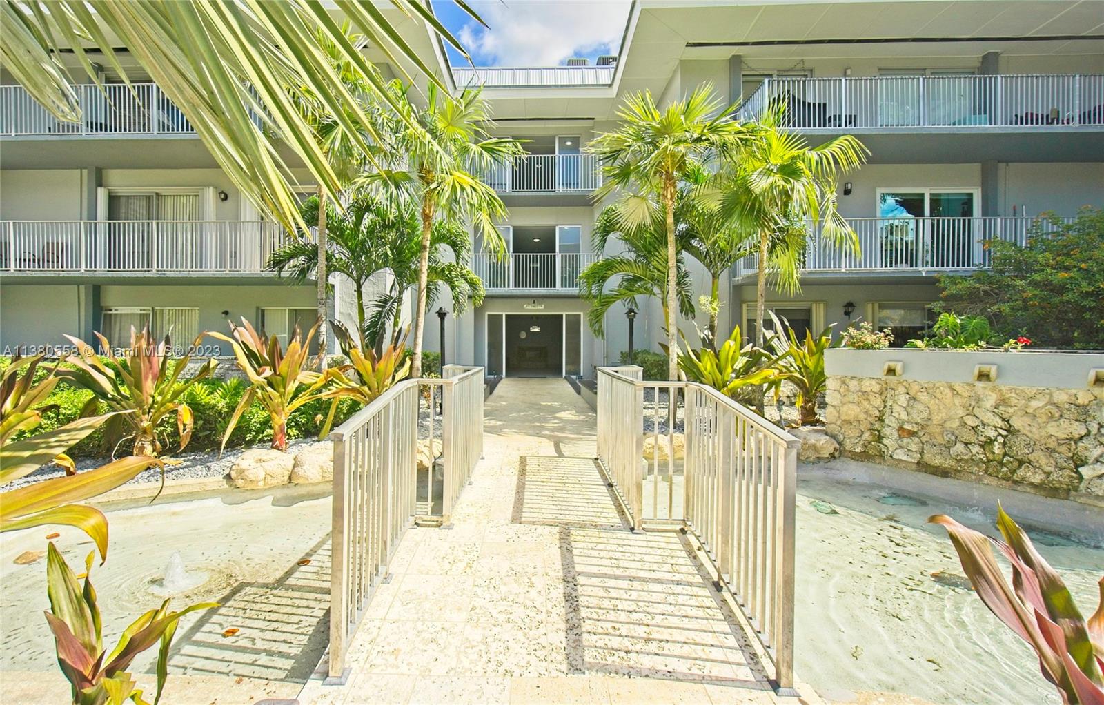 SILVER PALMS AT DADELAND - Residential