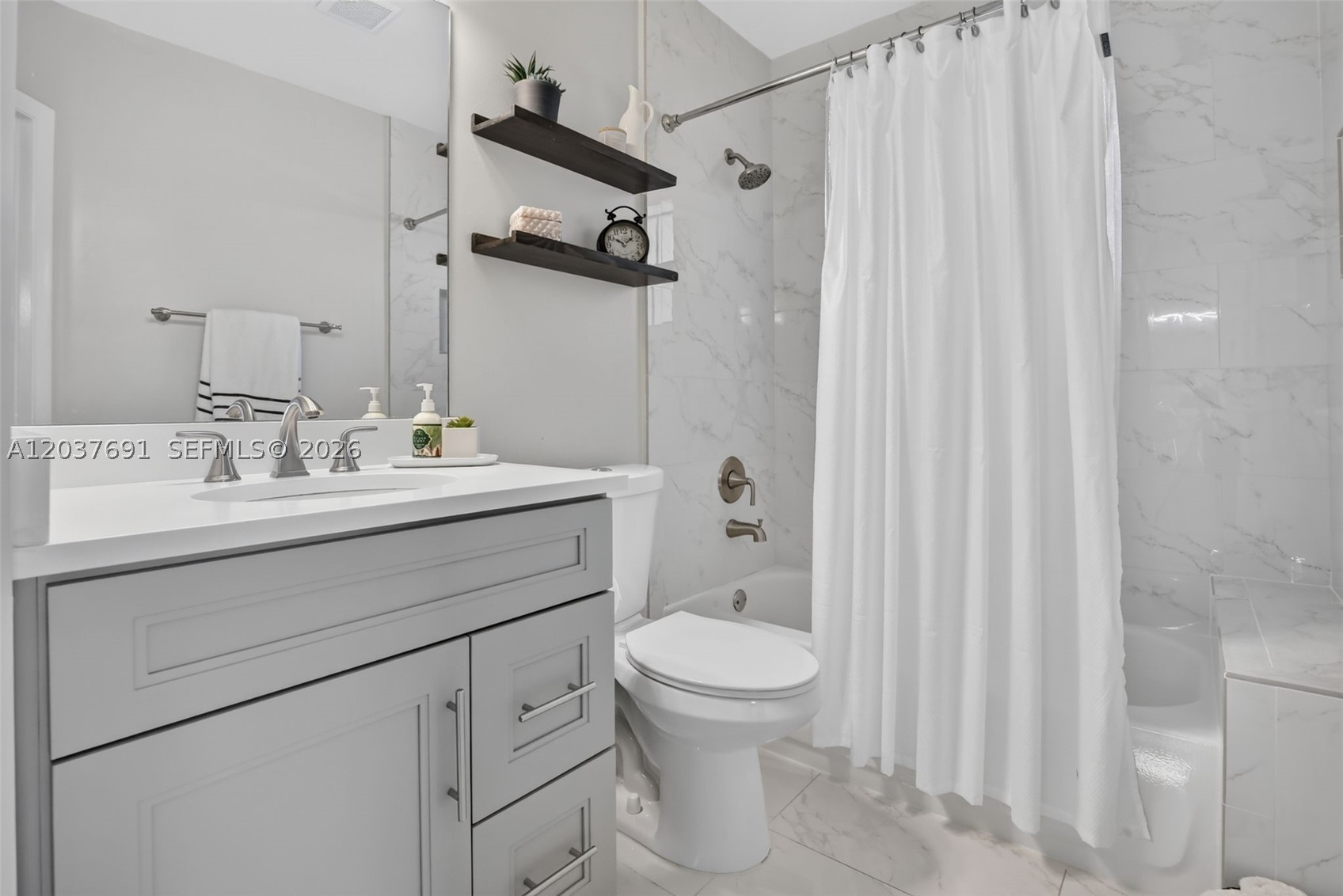 OPTIMA VILLAGE I-B CONDO - Residential