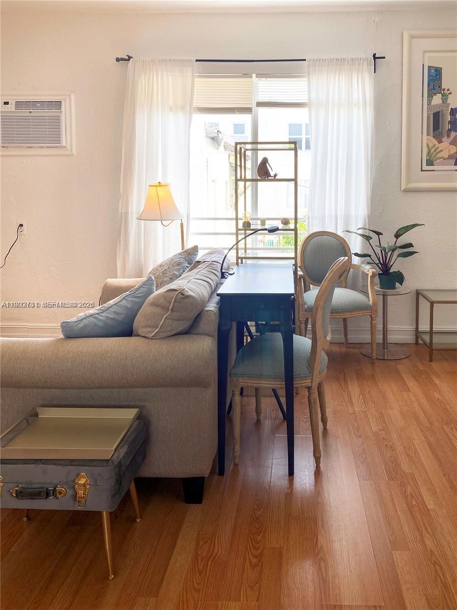 EUCLID CONDO - Residential