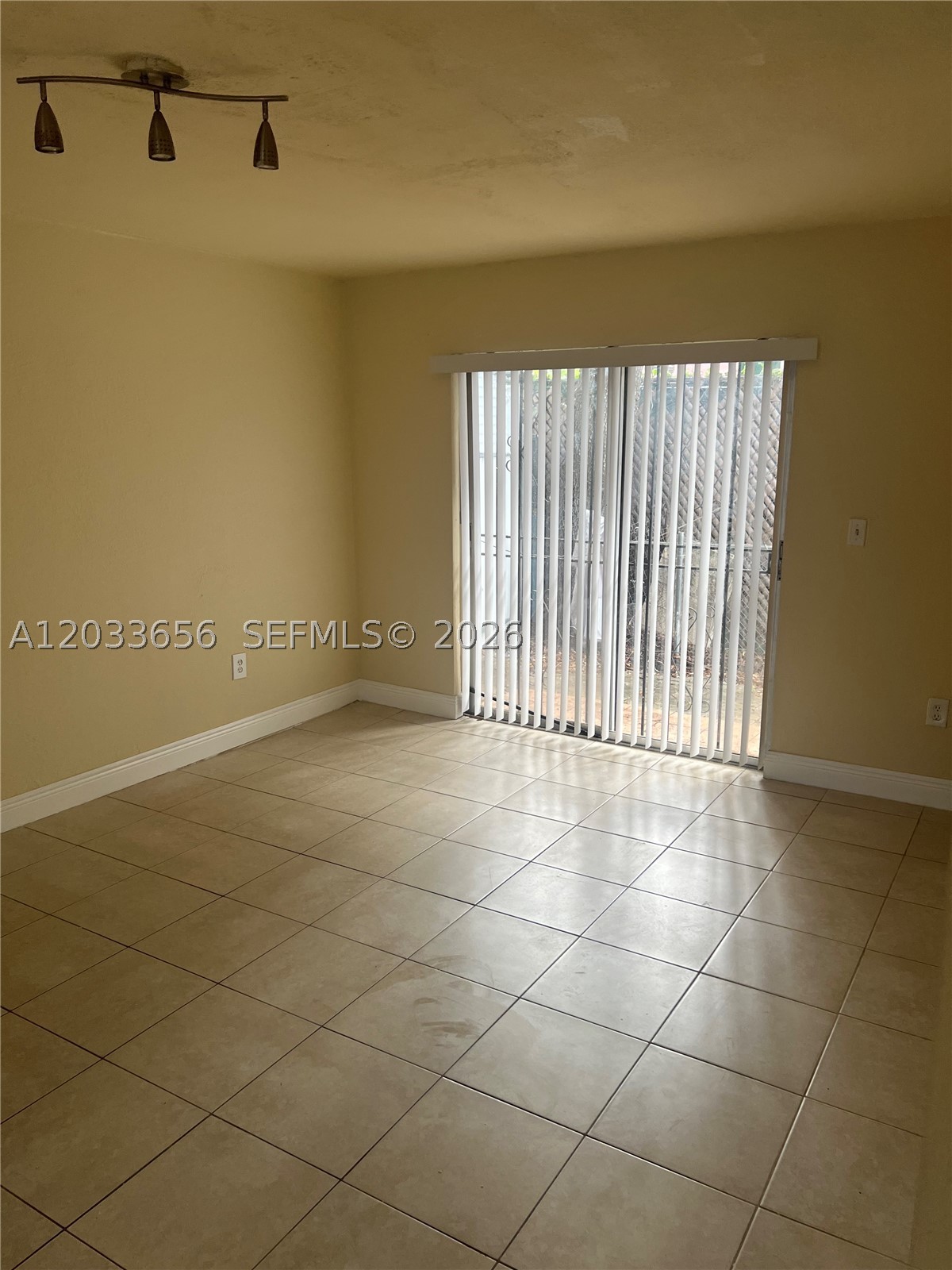 HIGH SCHOOL PK TRACK - Residential Lease