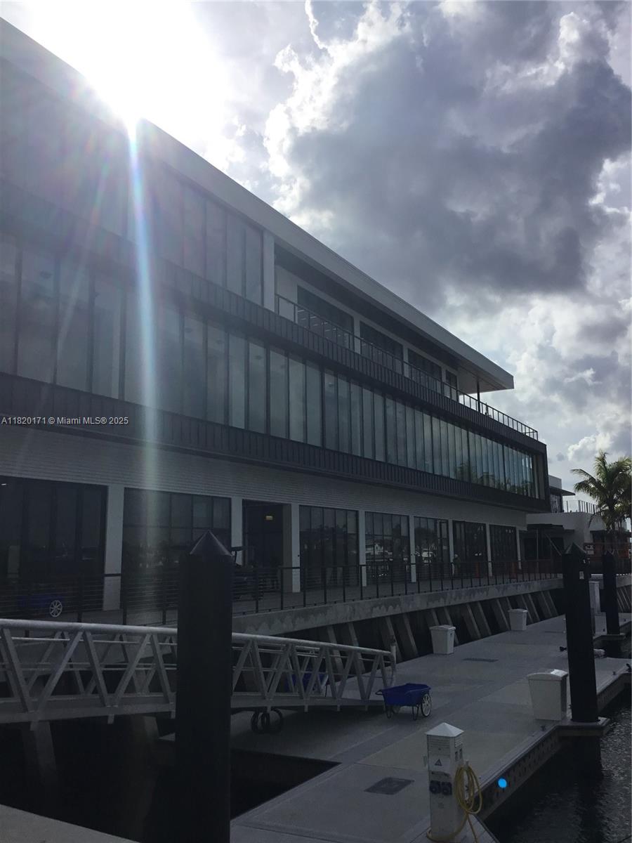 LEISURE BEACH CONDO - Residential